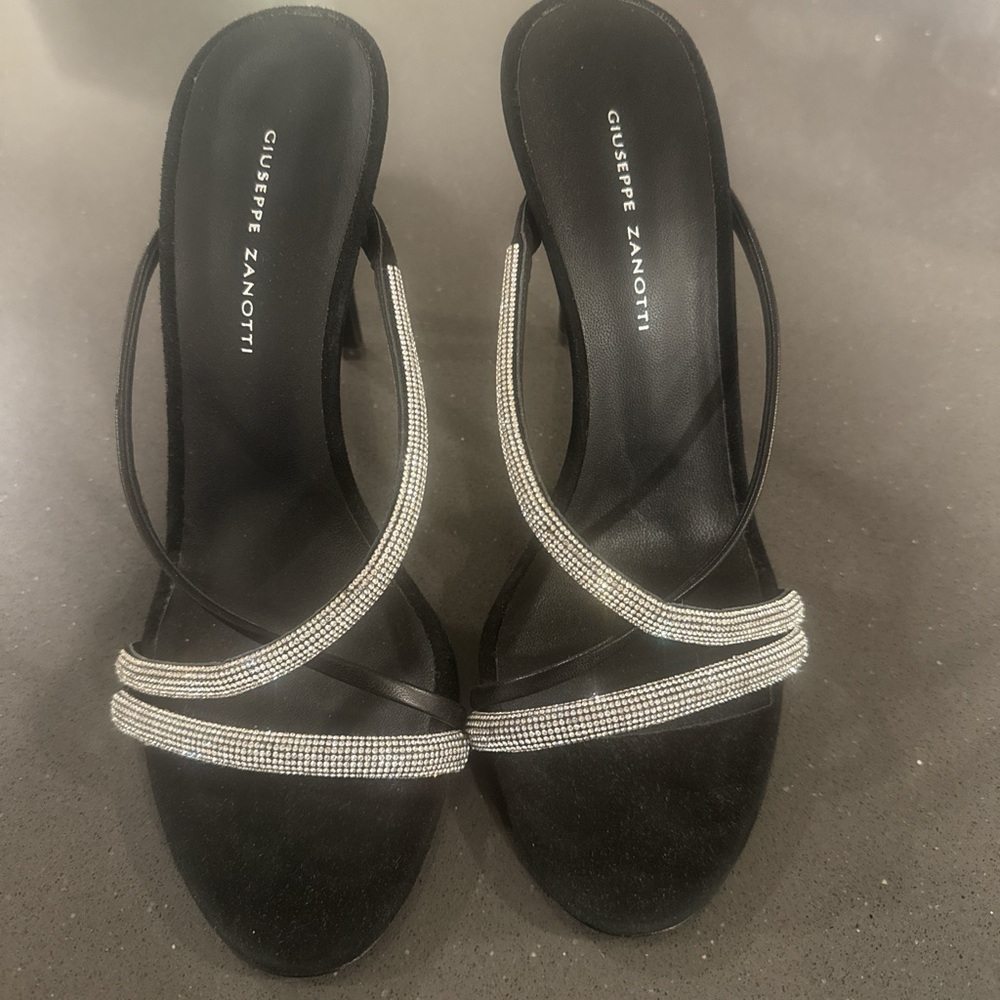 Giuseppe Zanotti Black Heels with Silver Straps